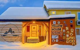 Yellow House Niseko